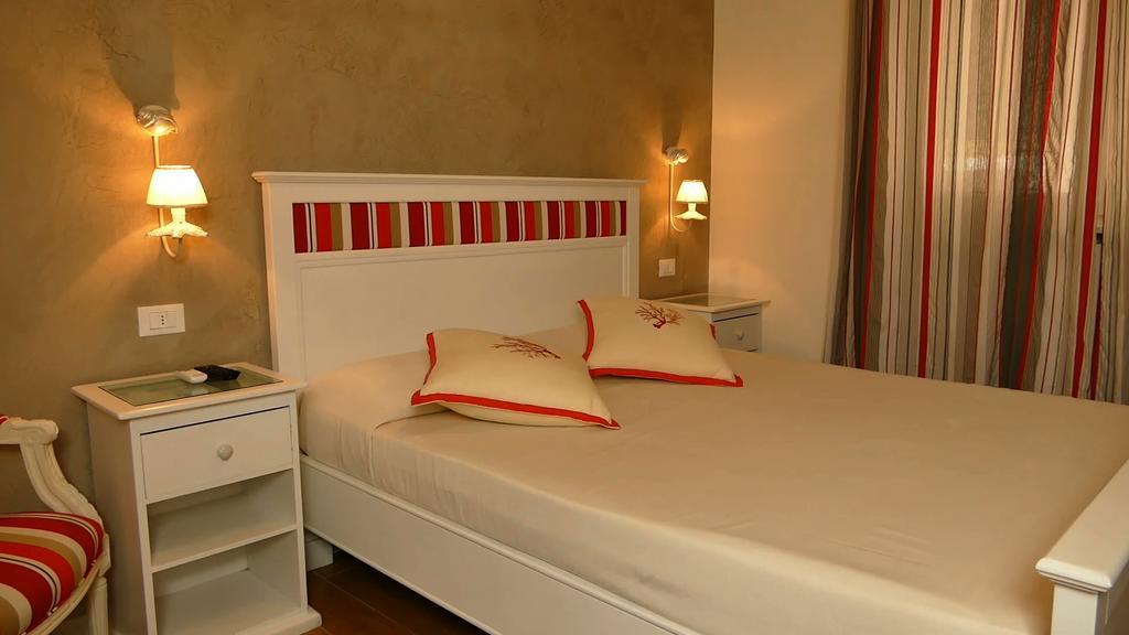 Bed & Breakfast Venezia Марина-ди-Каррара Номер фото