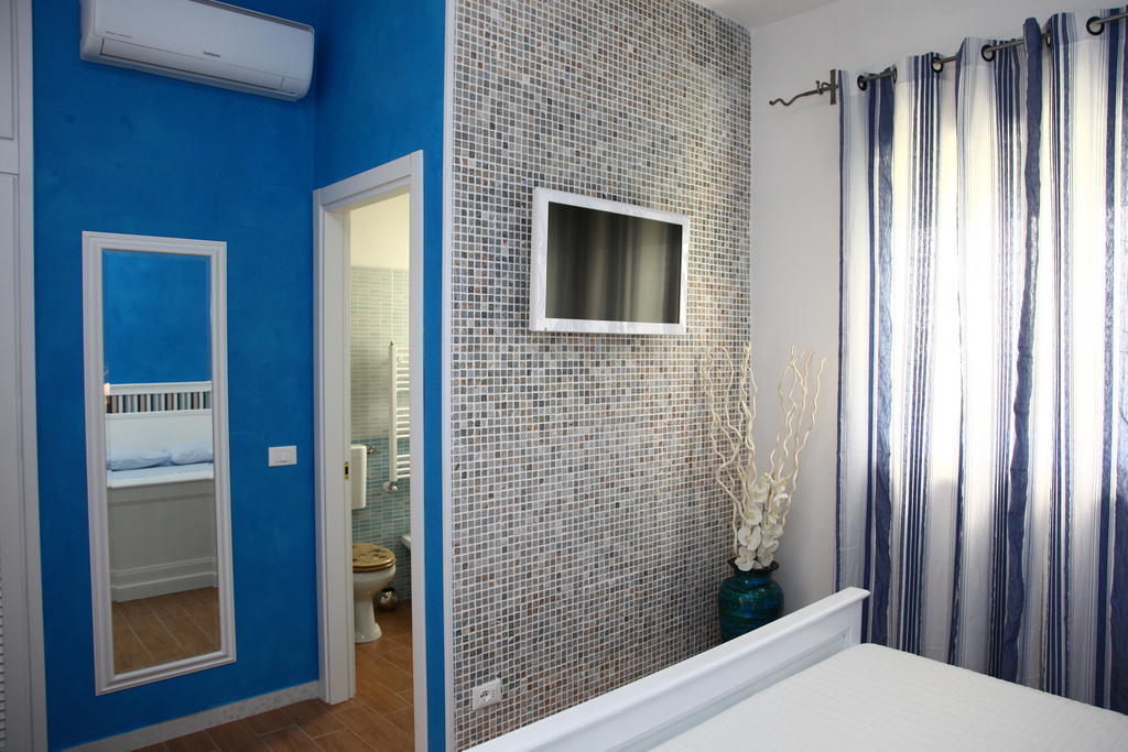 Bed & Breakfast Venezia Марина-ди-Каррара Номер фото